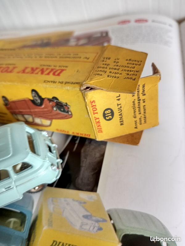 Dinky toys 518 Boite d'origine Renault 4L Made in France
