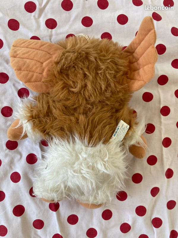 Peluche Gremlins Guizmo que baila y canta