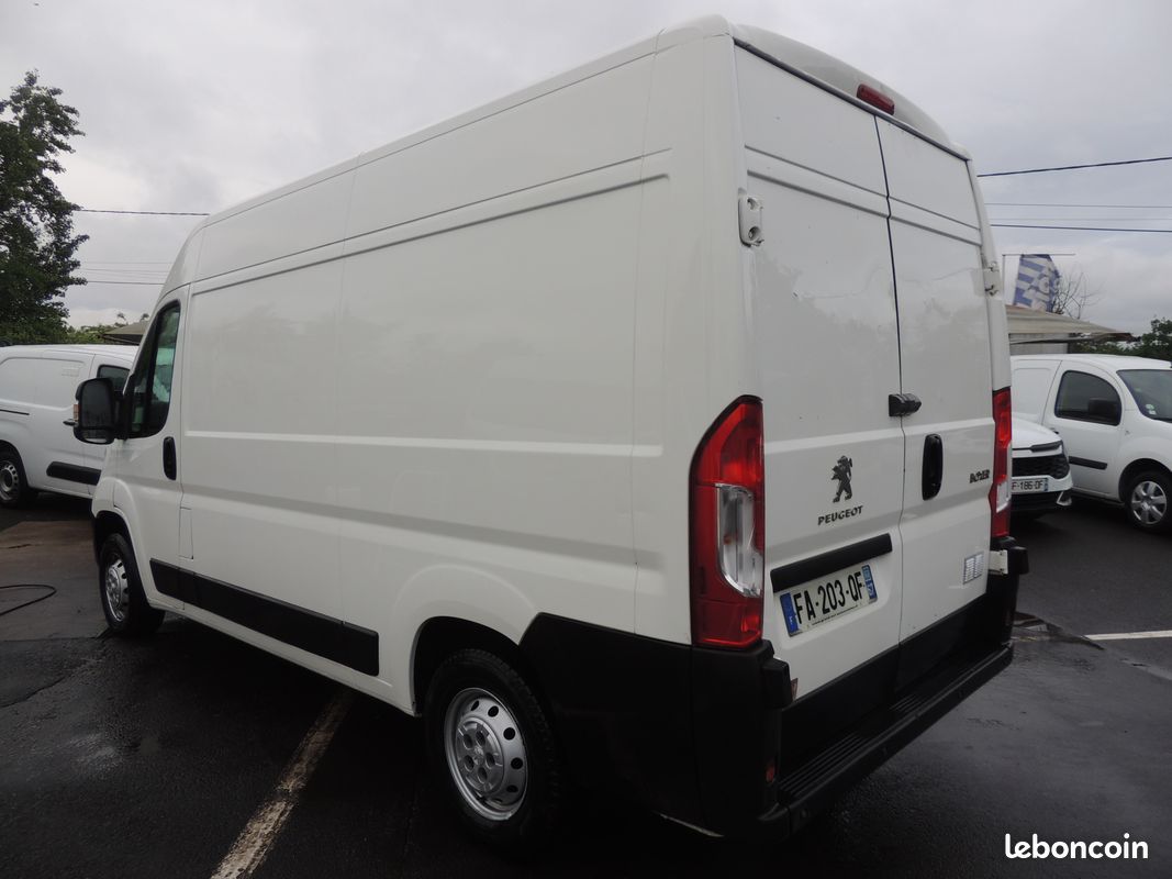 Boxer Fg 330 L2H2 2.0 BlueHDi 130 Premium (image 3)