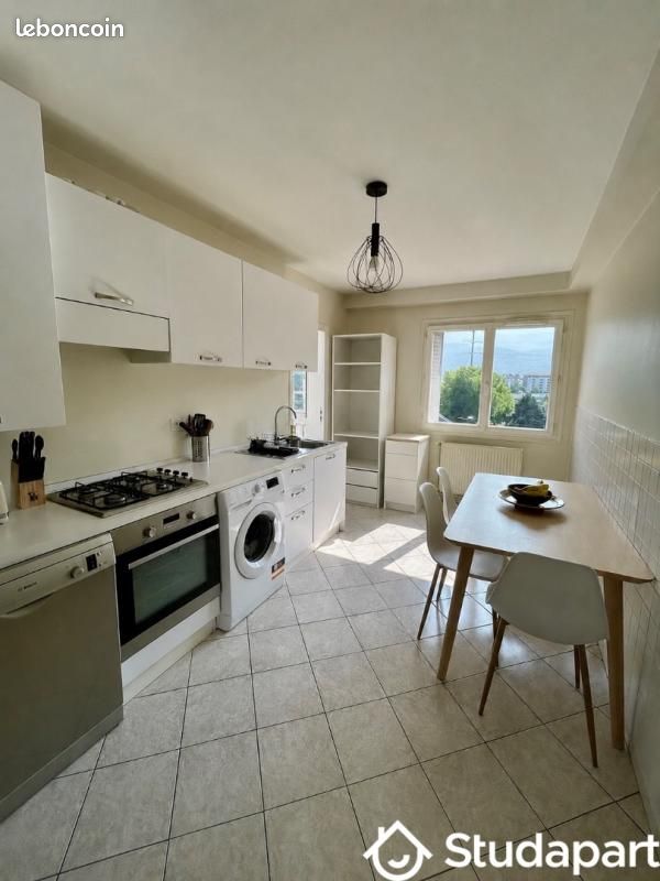Appartement 4 pièces 76 m² · à Grenoble · 76 m² · 1 131 €