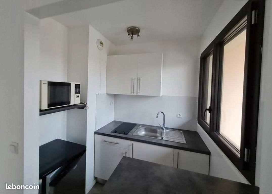 Appartement a louer combs-la-ville - 1 pièce(s) - 21 m2 - Surfyn