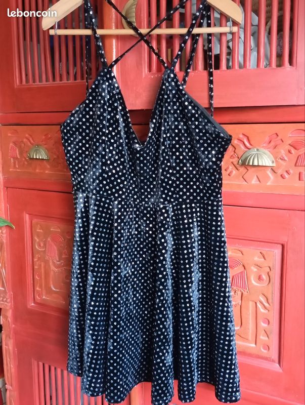 Robe courte - Cuir d'agneau, noir - Mode