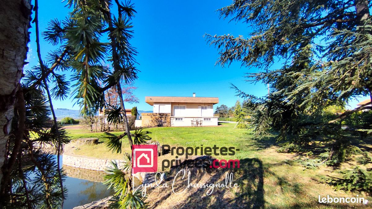 Maison 7 pièces 187 m² · à Riorges · 187 m² · 330 000 €