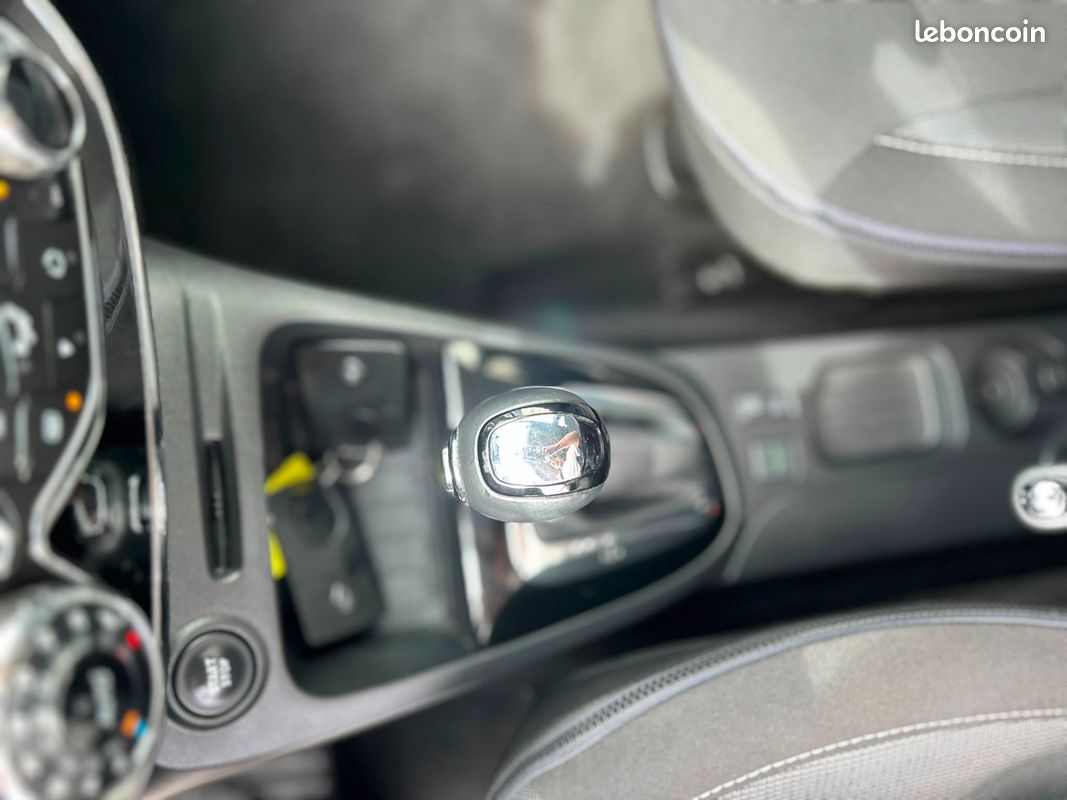 Renault CAPTUR Intens (image 27)