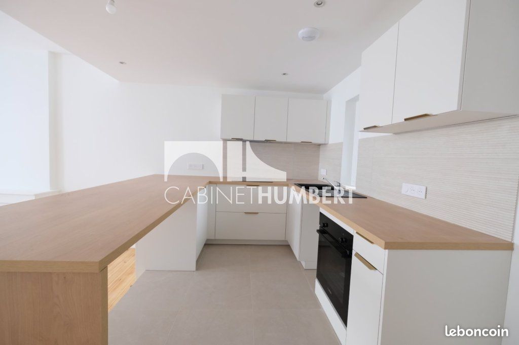 Appartement 3 pièces 68 m² · à Saint-Étienne · 68 m² · 770 €