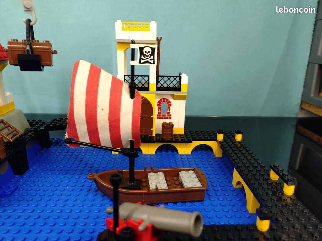Lego Pirates 6277 Imperial trading post Jeux Jouets