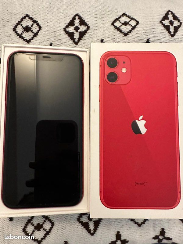 IPhone 11 red edition (image 1)