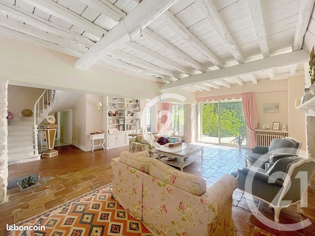 Maison 7 pièces 249 m² · à Lavaur · 249 m² · 329 000 €
