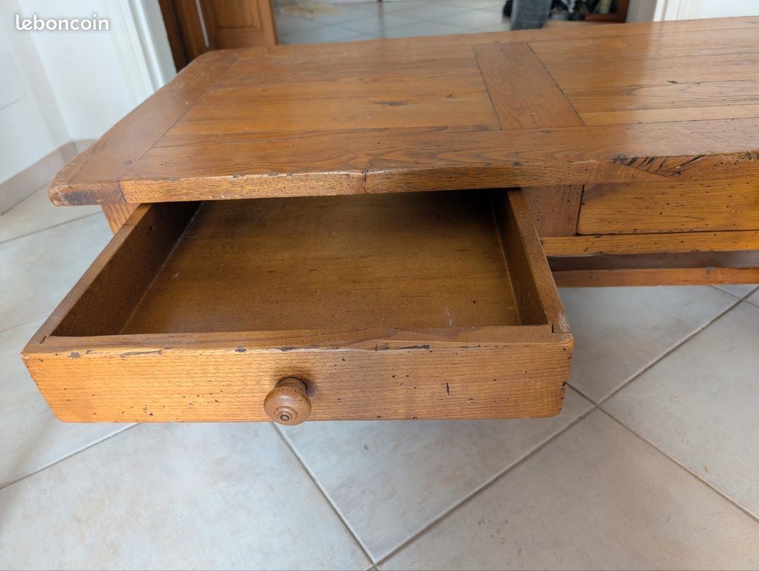 Table basse en chêne massif (image 2)