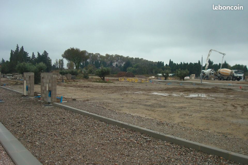Terrain 233 m² · à Elne · 92 000 €