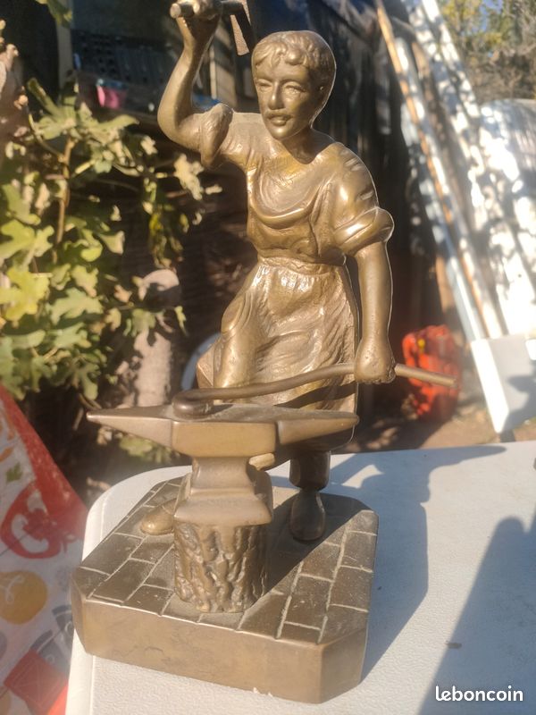 Statue en bronze (image 1)