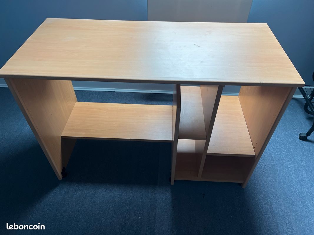 Bureau (image 2)