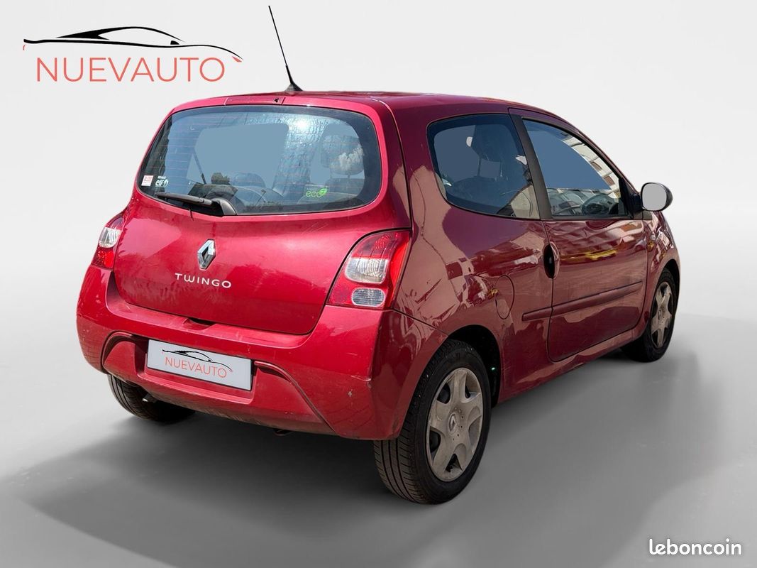 RENAULT TWINGO II 1.5 dCi 65 eco2 Expression (image 11)