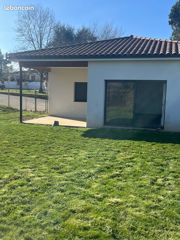 Maison 4 pièces 80 m² · à Roquefort · 80 m² · 900 €/mois