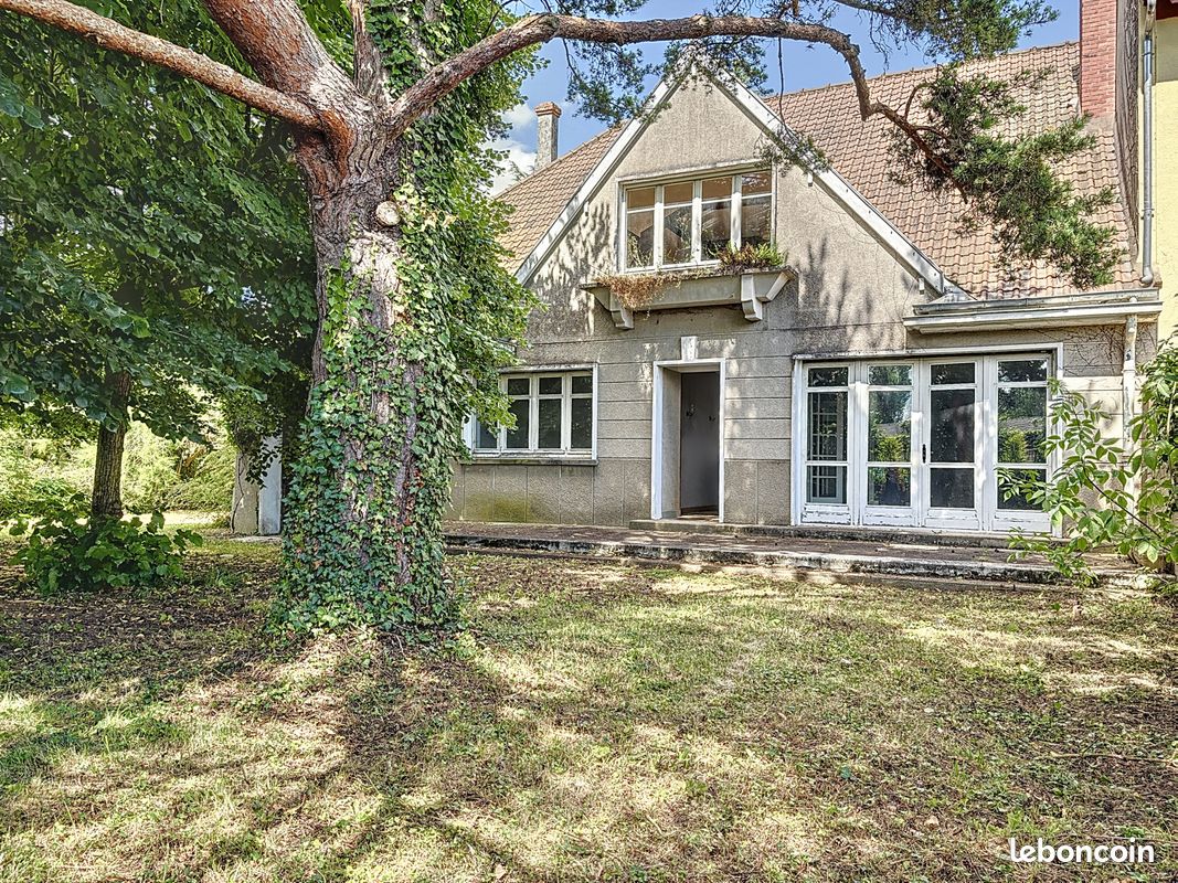 Maison 4 pièces 146 m² · à Vaux-le-Pénil · 146 m² · 265 000 €