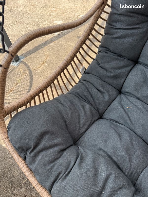 Grand fauteuil suspendu (image 4)