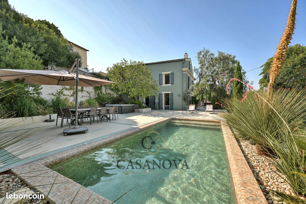Maison 6 pièces 256 m² · à Montpellier · 256 m² · 1 350 000 €