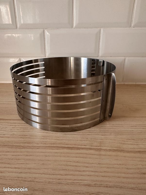 Moule à gâteaux / cercle à génoise à trancher (image 1)