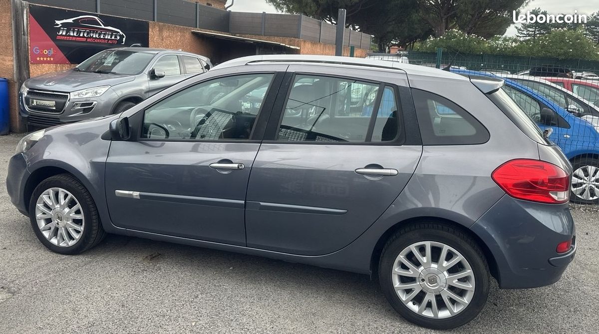 Clio III Estate 1.5 DCI 105 BV6 EXCEPTION TOIT OUVRANT (image 3)