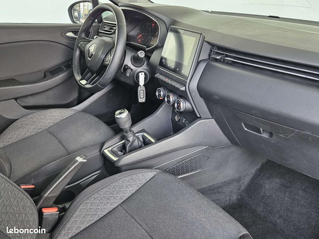 RENAULT CLIO 1.5 Blue DCI 85 Business 5 PLACES (image 10)