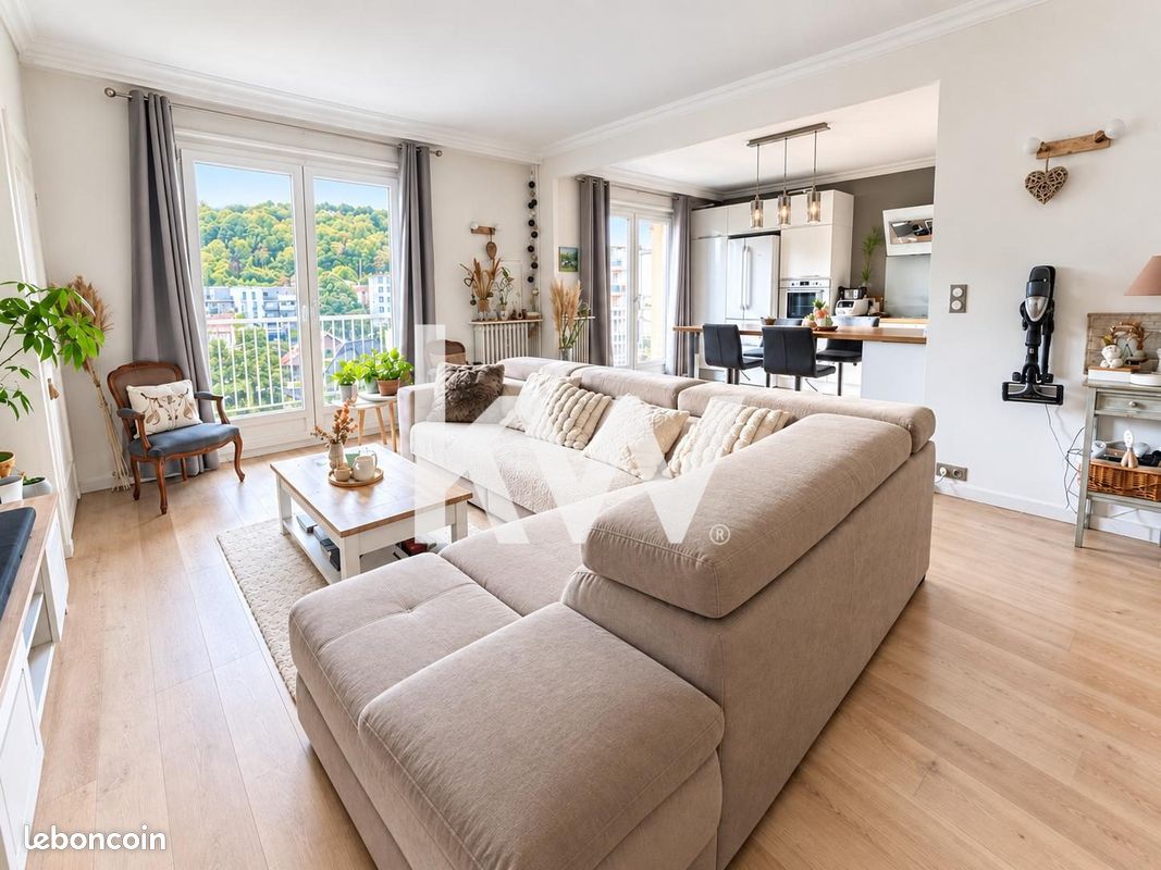 Appartement 4 pièces 103 m² · à Saint-Étienne · 103,2 m² · 195 000 €