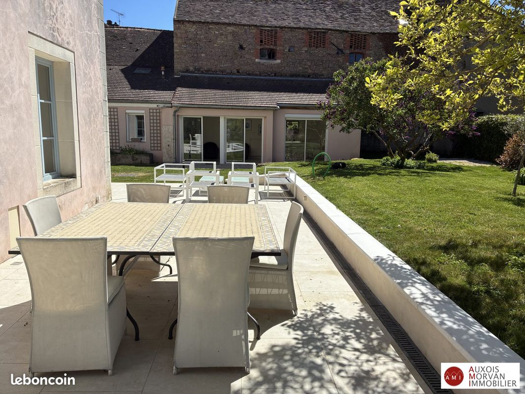 Maison 8 pièces 308 m² (image 10)