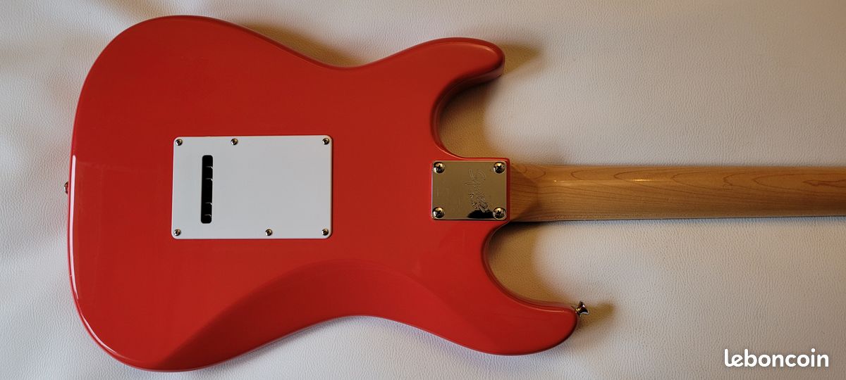 Squier Stratocaster customisée (image 3)