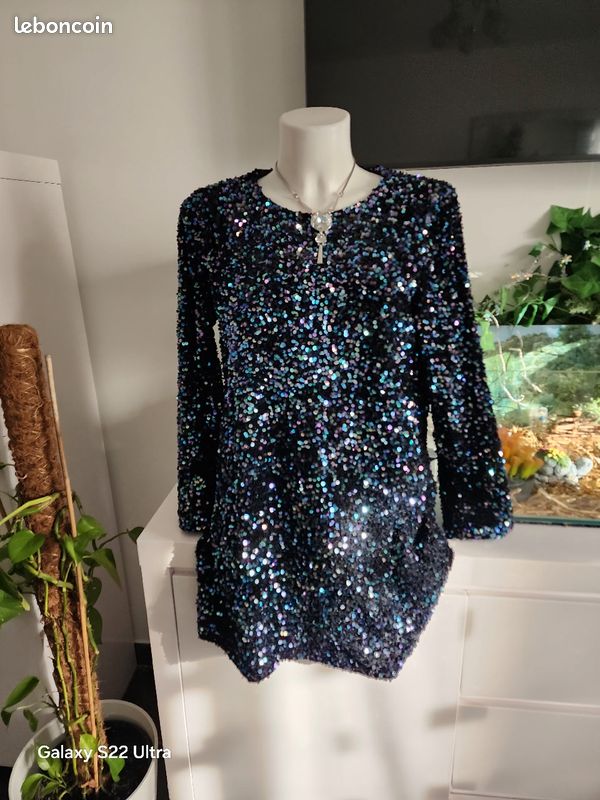 Robe Longue Paillette Robe Sequin Shein Une Robe Avec Des