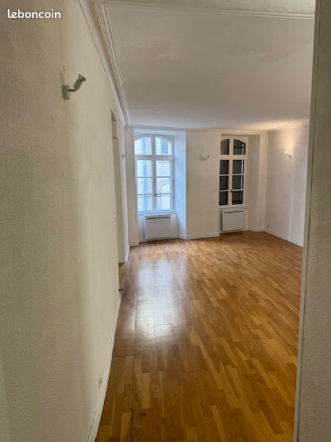 Appartement 2 pièces 60 m² · à Aubenas · 60 m² · 460 €/mois