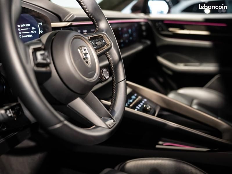 Porsche Macan 639ch Turbo MY25 (image 31)