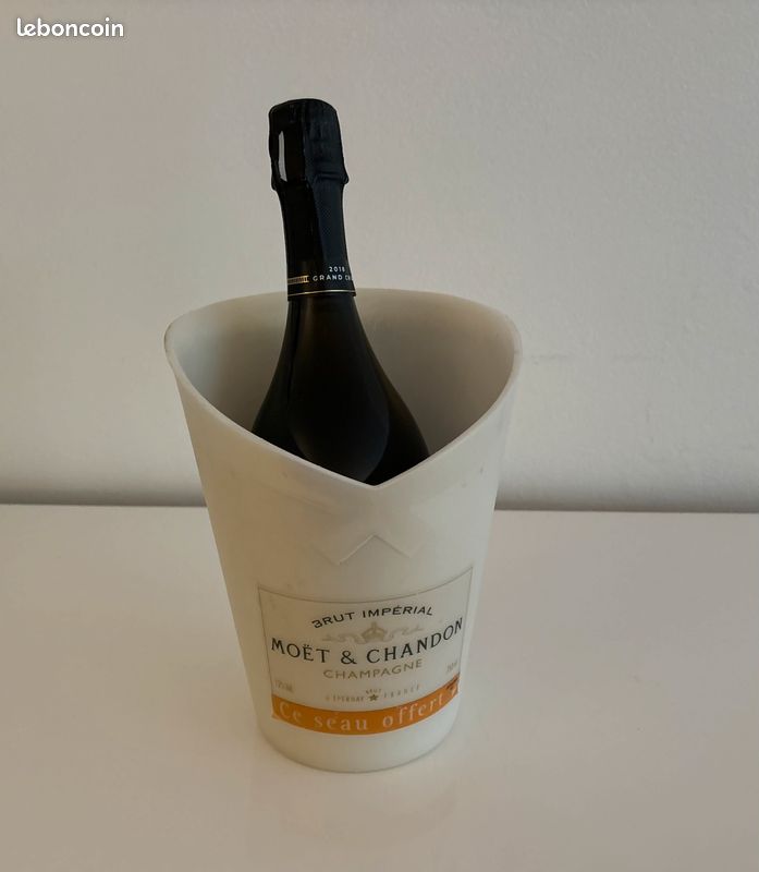 Seau A Champagne Moet Chandon d'occasion