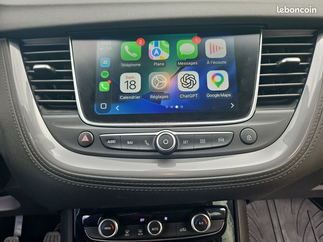 Opel grandland 1.2 turbo 130 design - carplay - camera de recul - lane assist - attelage amovible (image 18)