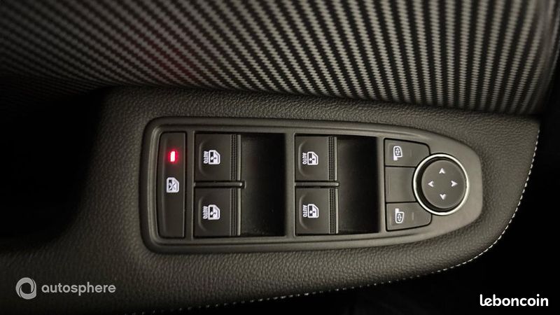 Renault Clio 1.6 E-Tech hybride 145ch RS Line (image 28)