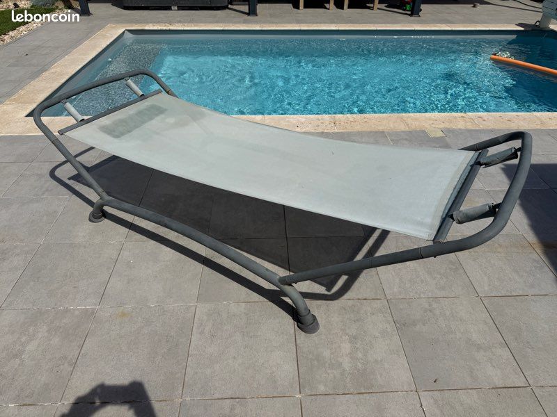Bain de soleil / Transat de piscine (image 4)