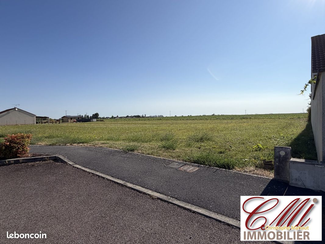 Terrain 944 m² · à Vitry-le-François · 944 m² · 41 536 €