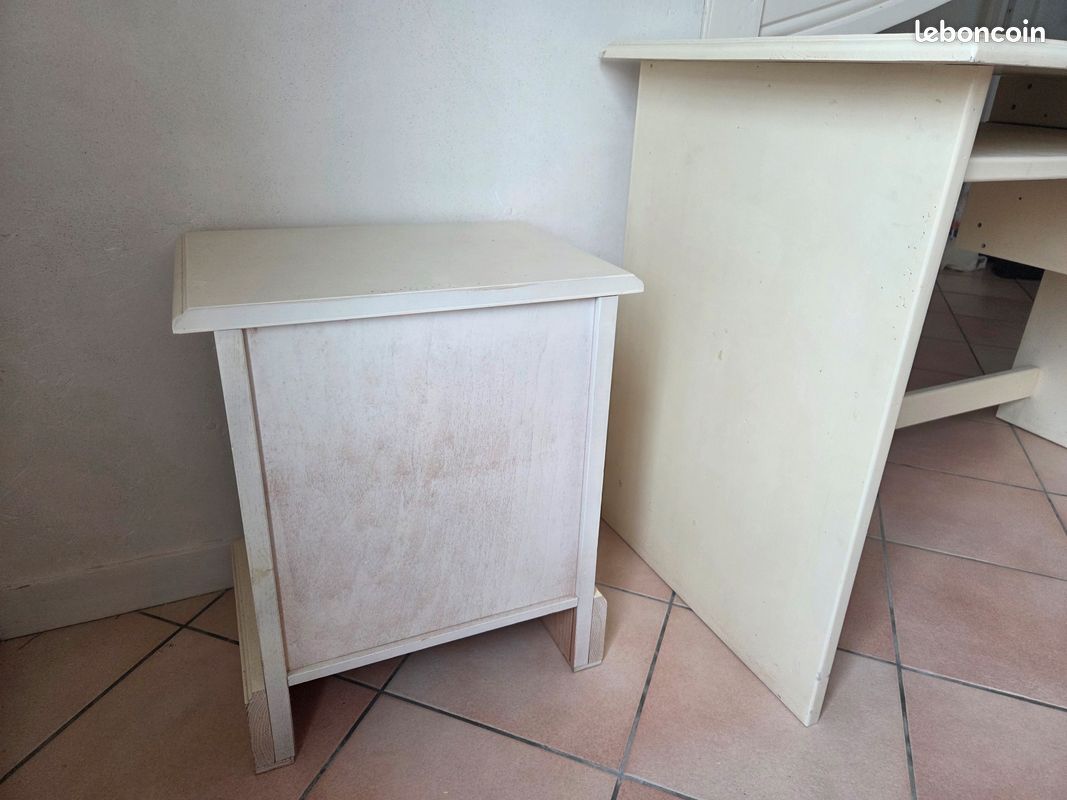 Bureau + chevets bois massif blanc (image 4)