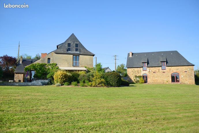 Propriété 12 pièces 452 m² — 2