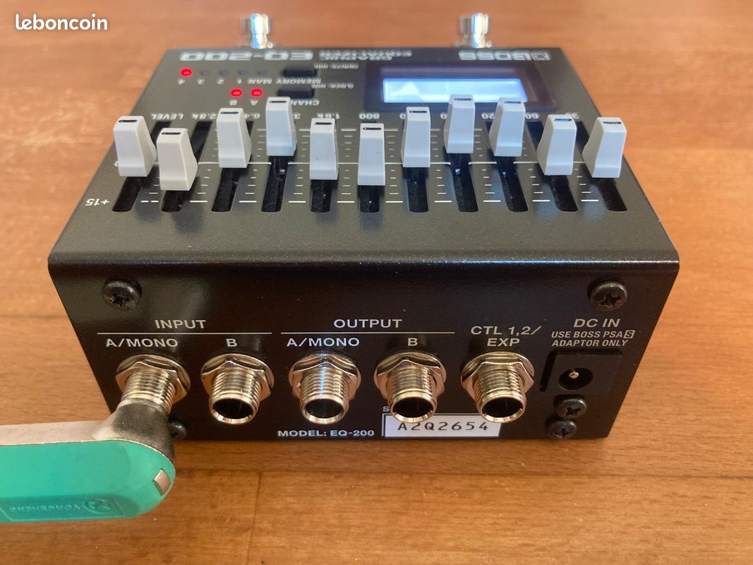 Pedale d'équalisation Boss EQ200 (image 2)