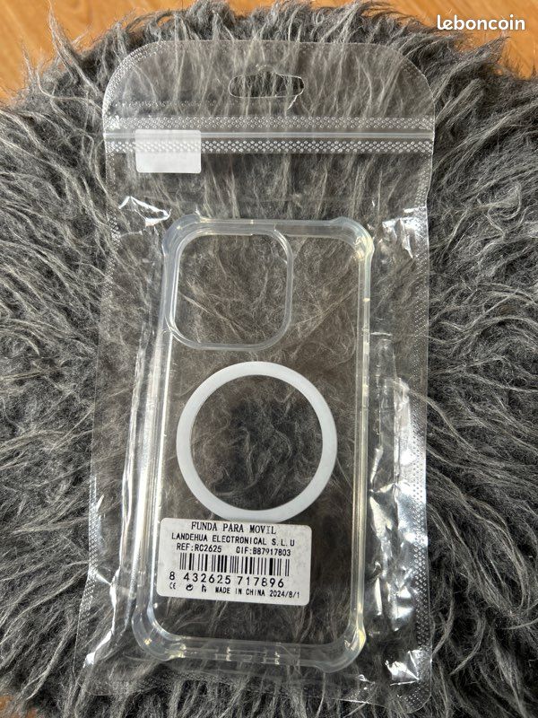 Coque MagSafe iPhone 14 Pro (image 1)