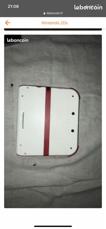 Nintendo 2DS (image 2)