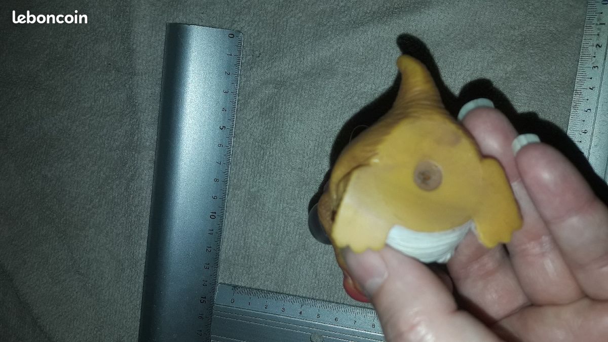 Cradingue figurine (image 4)