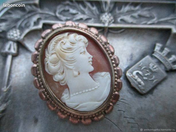 Broche Ancienne Camée Argentée Art Déco - Poinçon Franz, Occasion En Bon état
