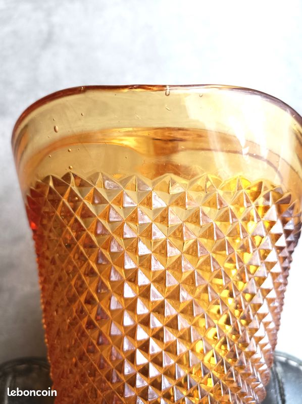 Pichet Vista Alegre Bicos ambré en verre ciselé vintage (image 7)