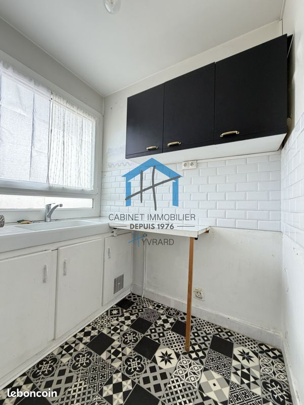 Appartement 1 pièce 23 m² · à Saint-Étienne · 23 m² · 39 000 €