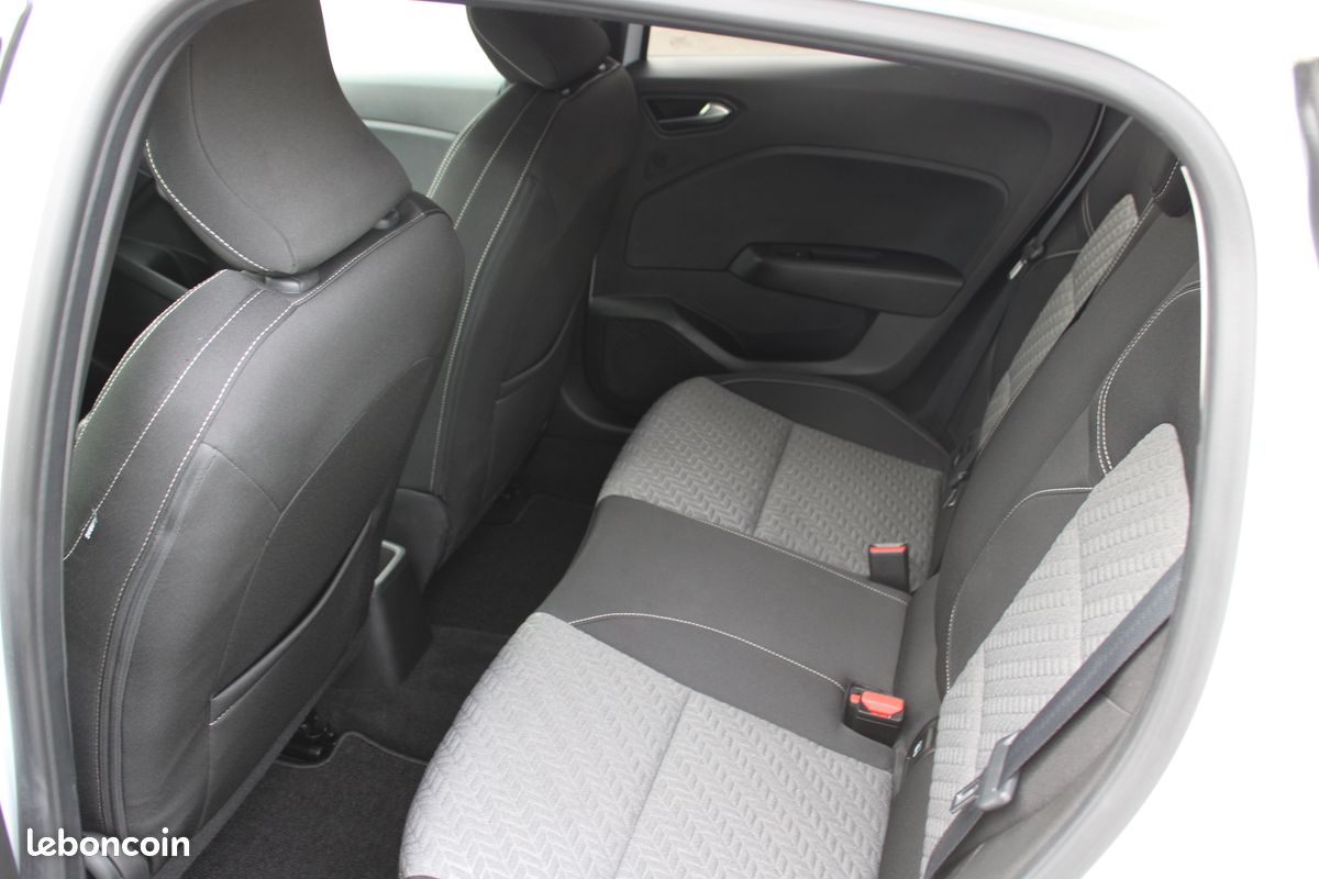 Renault clio v business tce 100cv bvm6 essence/gpl (image 5)