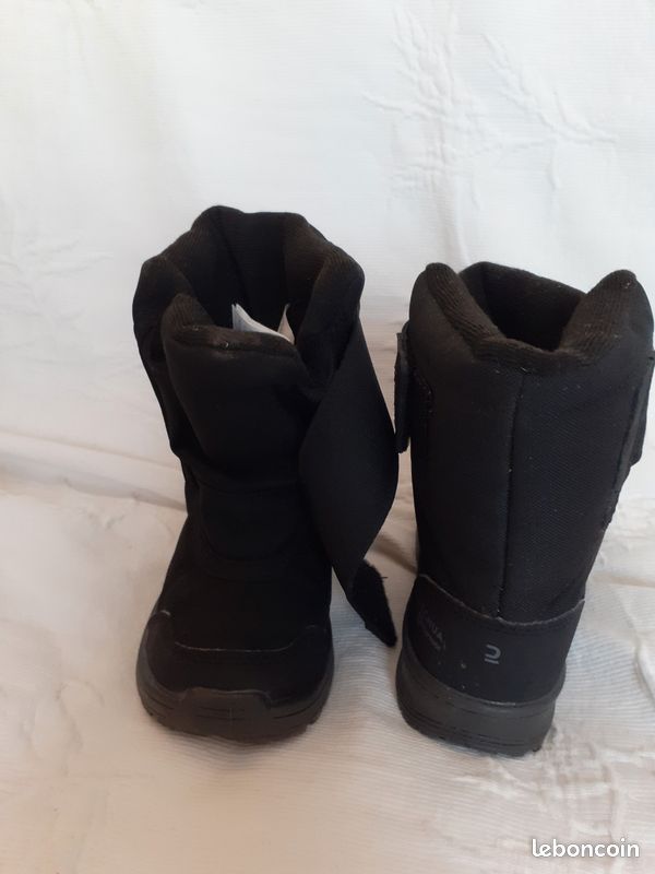 Boots neige taille 25 (image 1)