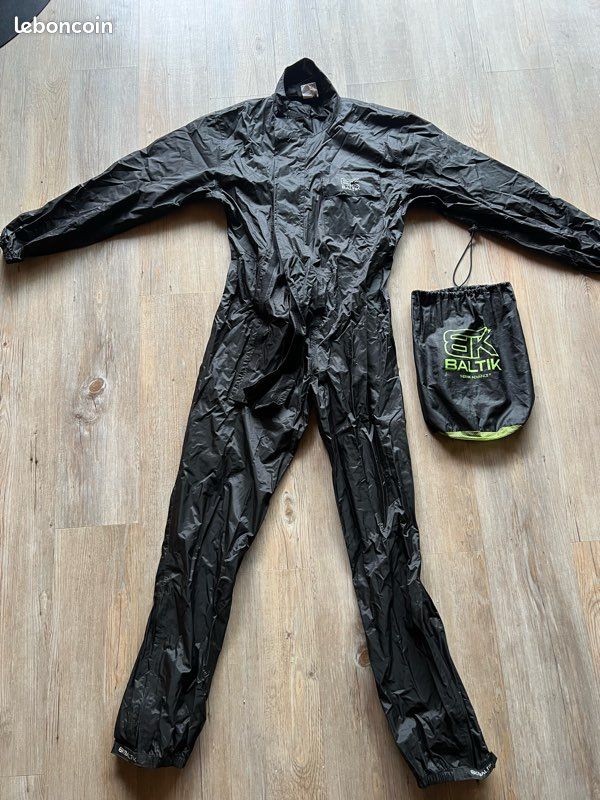 Tenue de pluie moto (image 1)