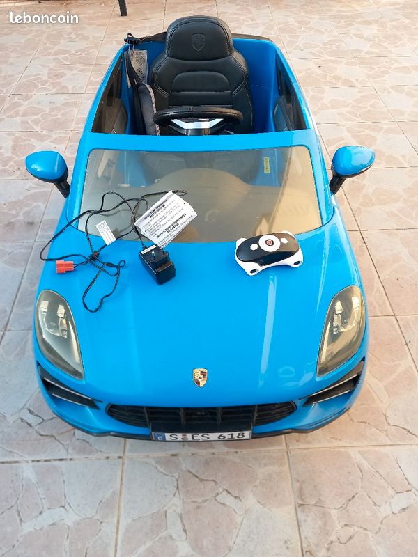Voiture électrique pour enfant (image 4)