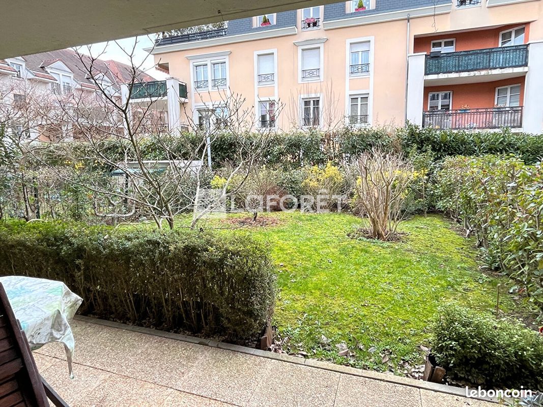 Appartement 2 pièces 58 m² · à Émerainville · 58 m² · 1 021 €/mois