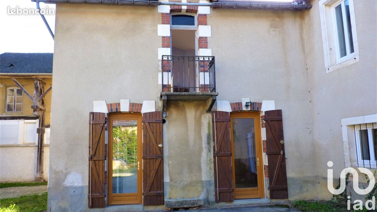 Maison 6 pièces 115 m² · à Leugny · 115 m² · 62 000 €